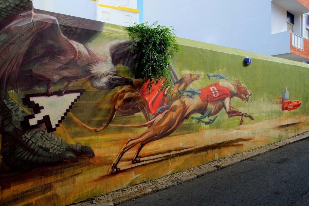 Urban Art Лагос Екстериор снимка